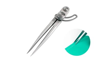 Mini adjustable wing divider marking a line along a leather edge